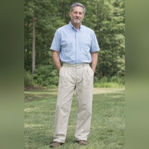 Mens Gander Mountain khaki pants 36x30 Pleated Front Polyester Cotton